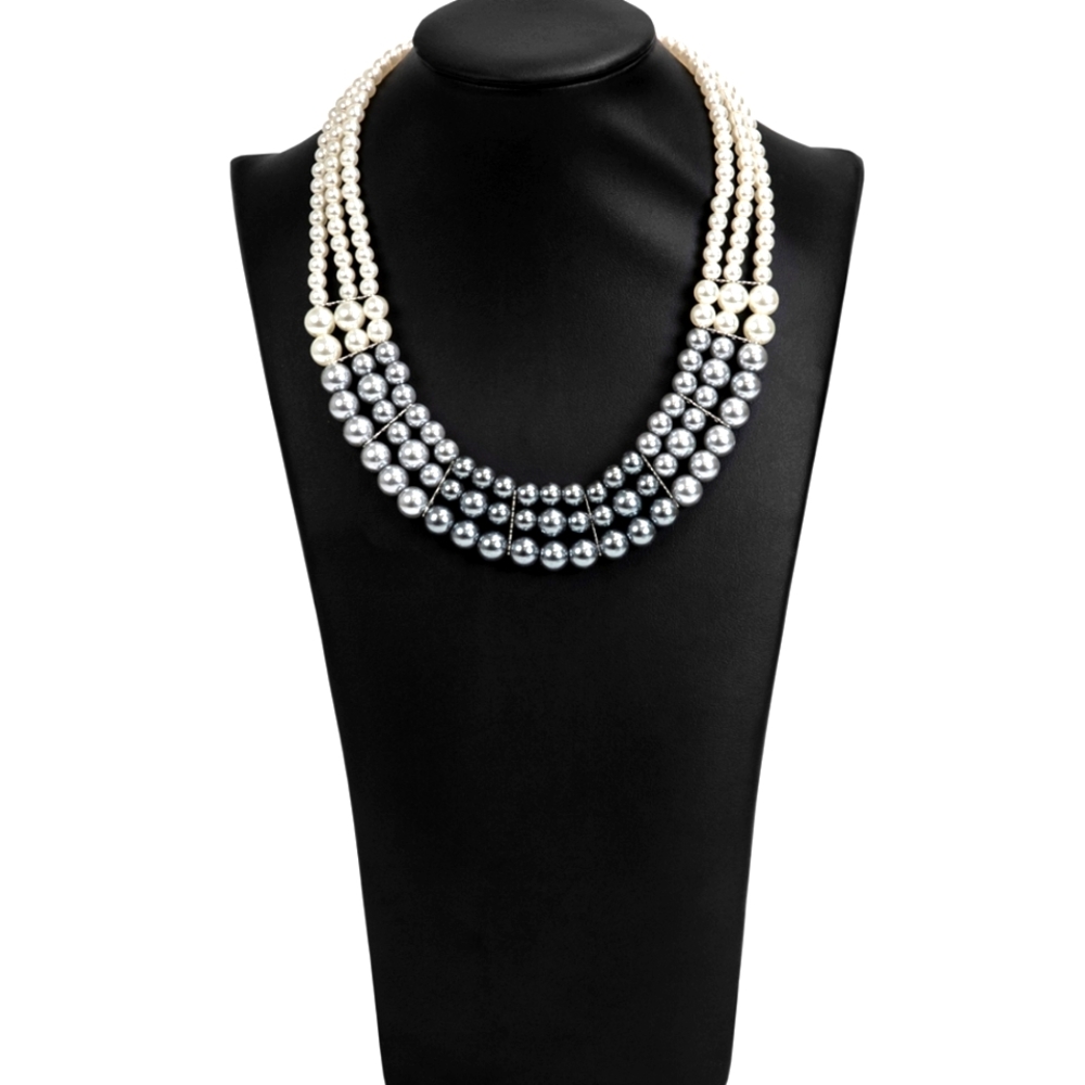 Beautiful Ombre Pearl Necklace